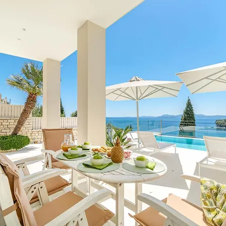 Villa - Anastasia *